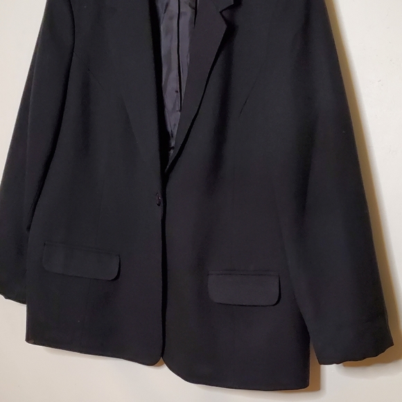 Black Boxy 80s Textured Vintage Blazer with Front Set In Pockets - Picture 7 of 11
